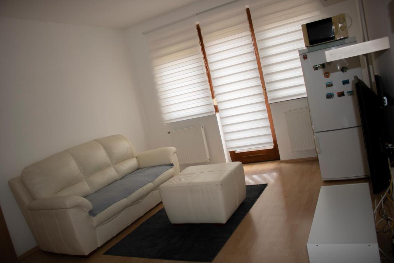 Ferienwohnung Csalogany Apartman Szekszárd Exterior foto