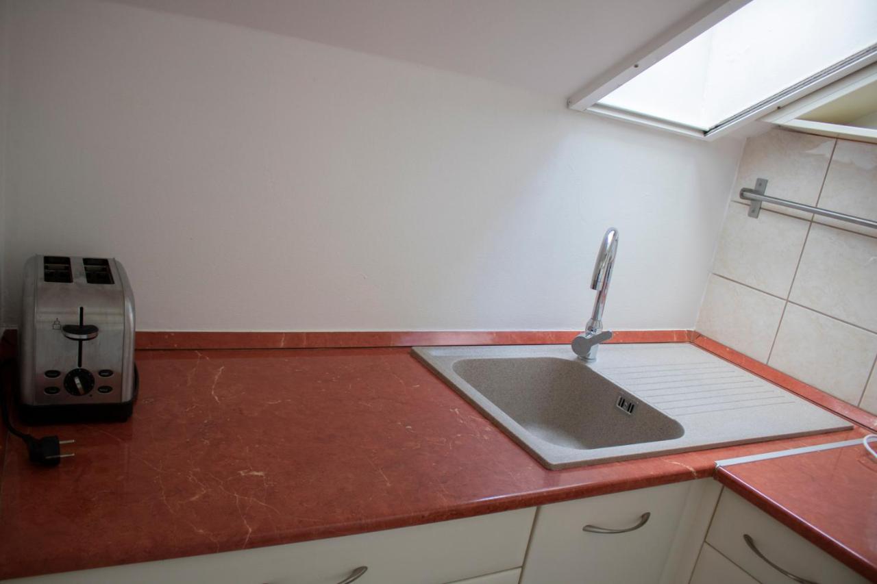 Ferienwohnung Csalogany Apartman Szekszárd Exterior foto