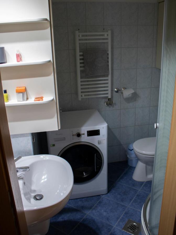 Ferienwohnung Csalogany Apartman Szekszárd Exterior foto